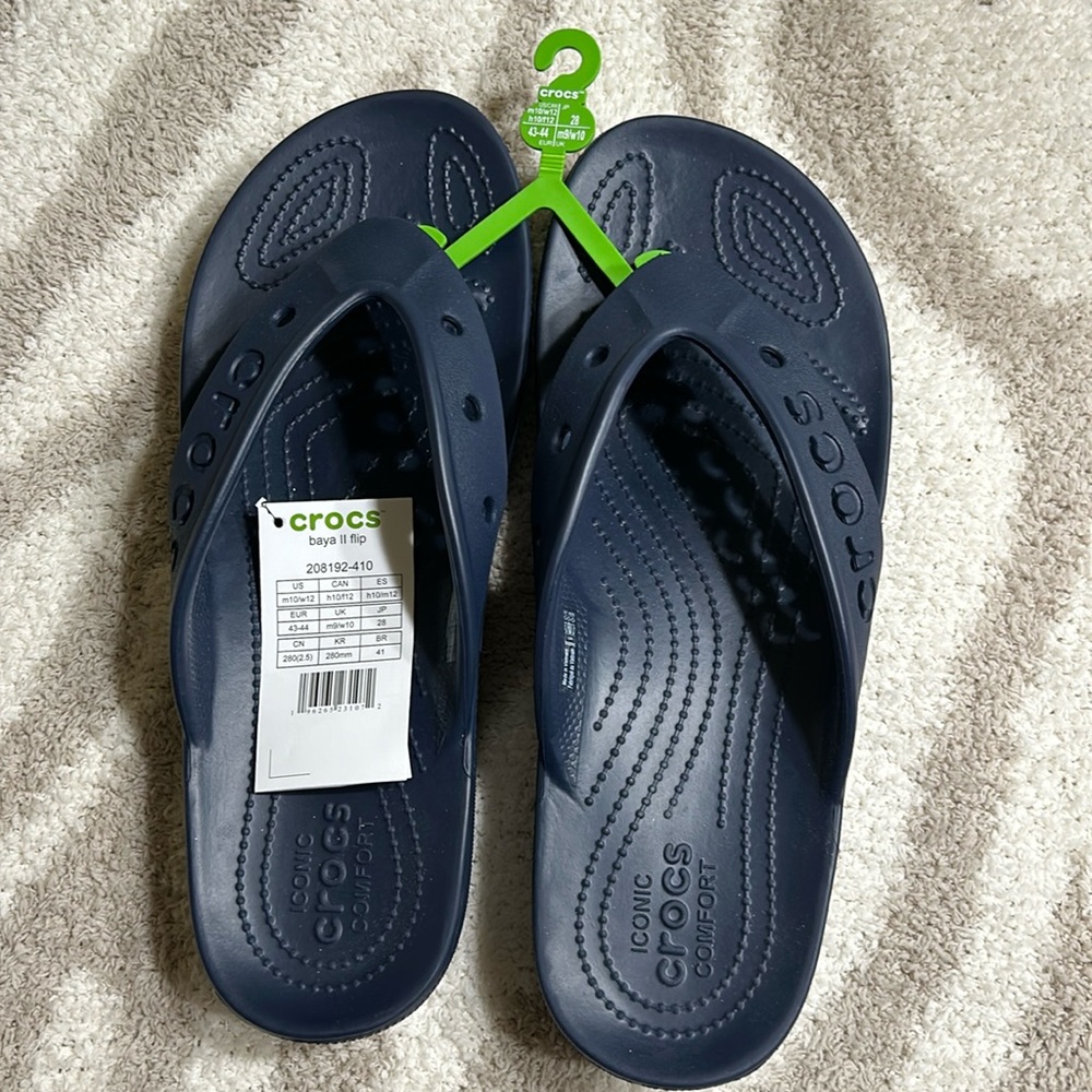 NEW Crocs Baya II Flip Flops Navy Blue Men’s 10 Women’s 12
